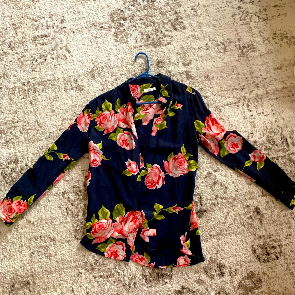 Equipment Femme Silk Floral Blouse